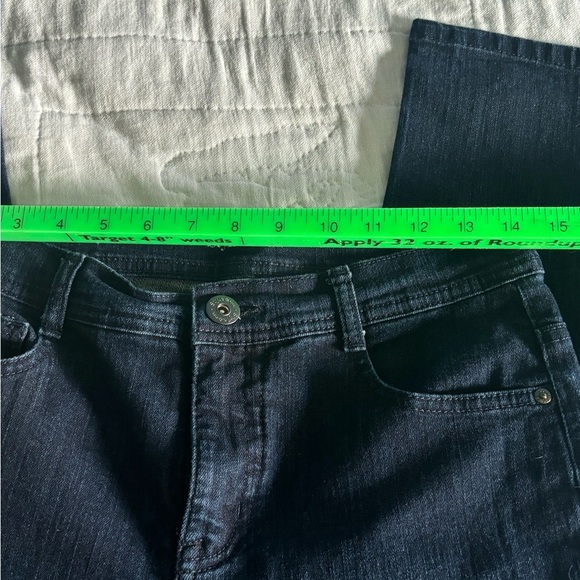 Style & Co Tummy Control Dark Wash jeans. Size 10 Slim leg - Picture 5 of 8